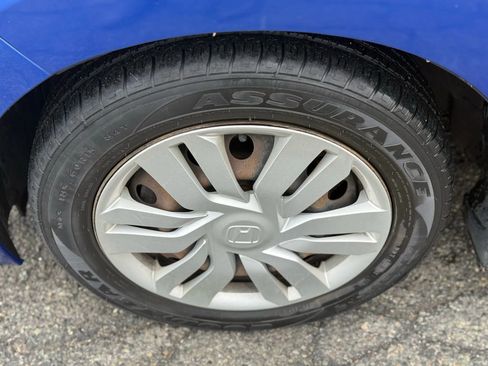 Used 2015 Honda Fit LX image 36