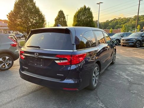 Used 2024 Honda Odyssey Touring image 4