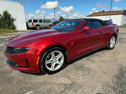 Used 2023 Chevrolet Camaro LT image 4