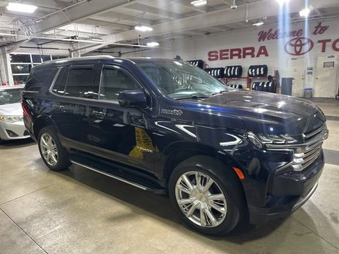 Used 2022 Chevrolet Tahoe High Country image 3