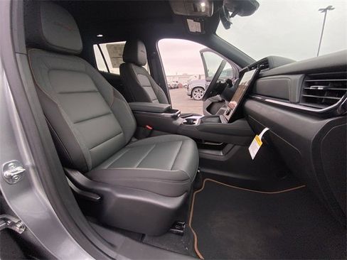 New 2026 GMC Terrain AT4 w/ Technology Package II image 25