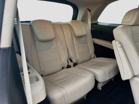 Used 2021 Mercedes-Benz GLS 580 4MATIC image 22