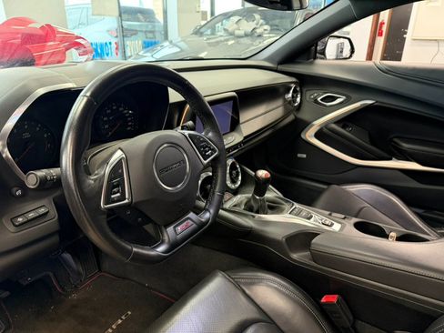 Used 2018 Chevrolet Camaro SS w/ Redline Edition RWD image 21