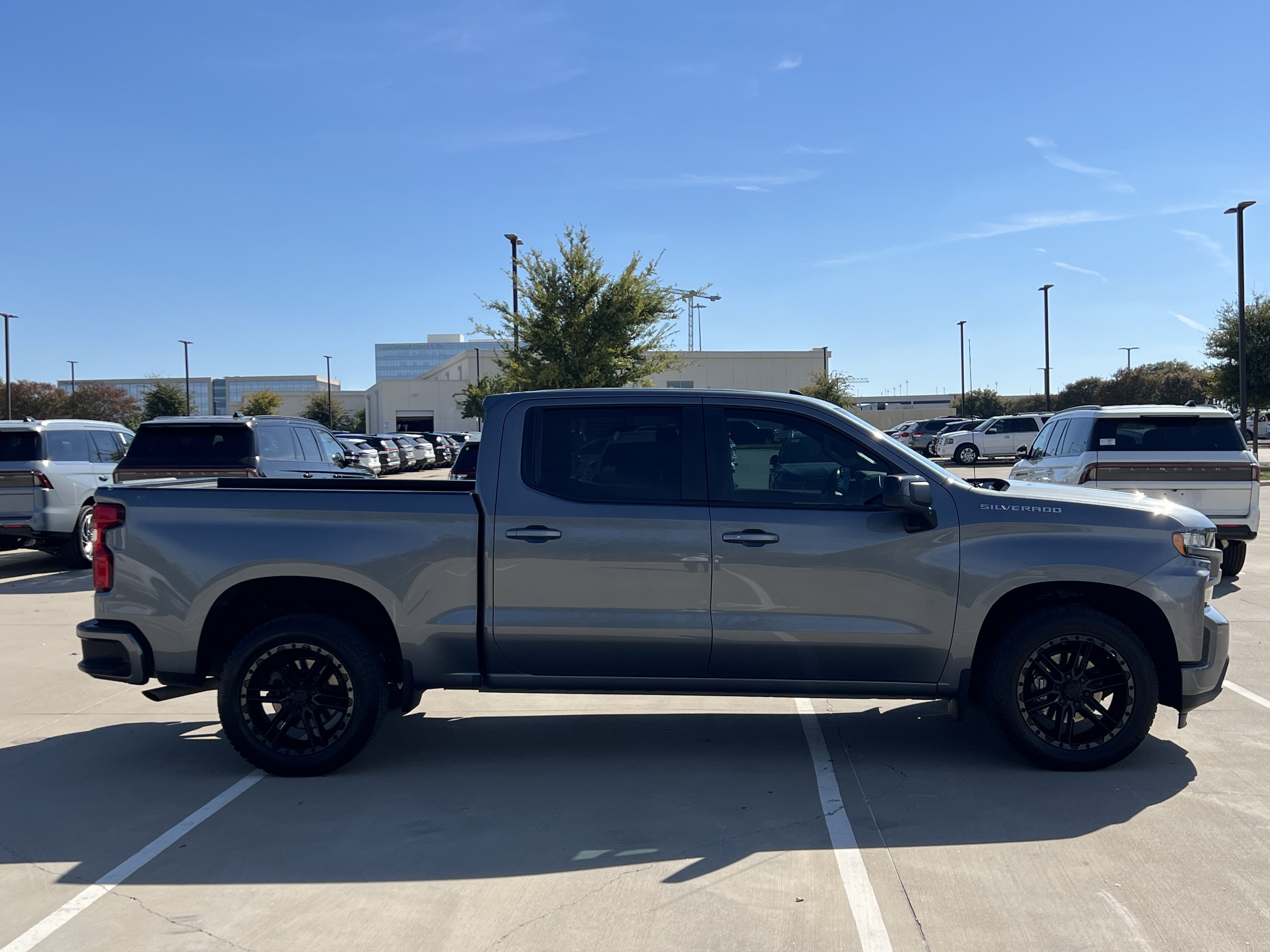 Used 2021 Chevrolet Silverado 1500 RST w/ Bed Protection Package RWD image 10