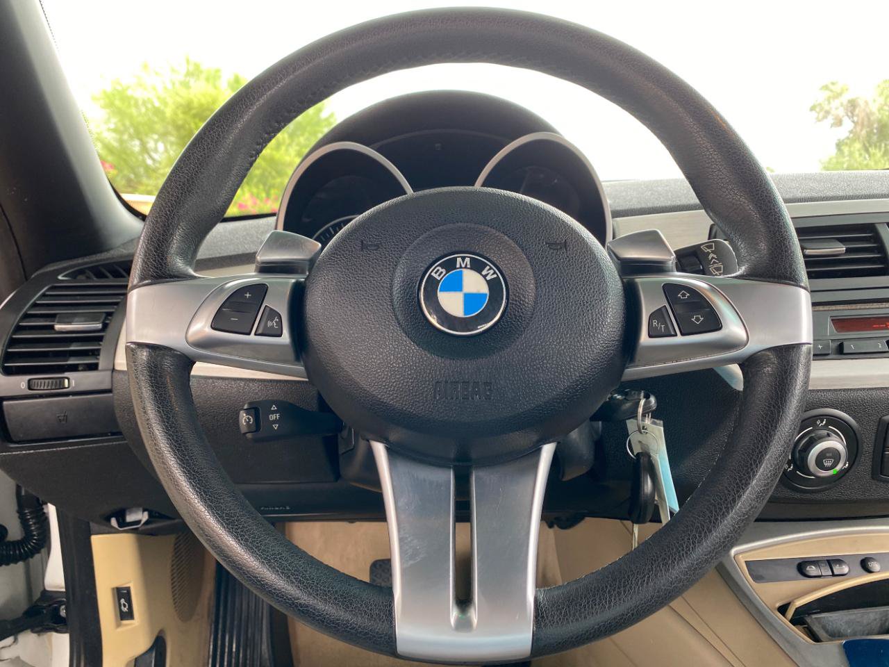 Used 2008 BMW Z4 3.0i RWD image 35