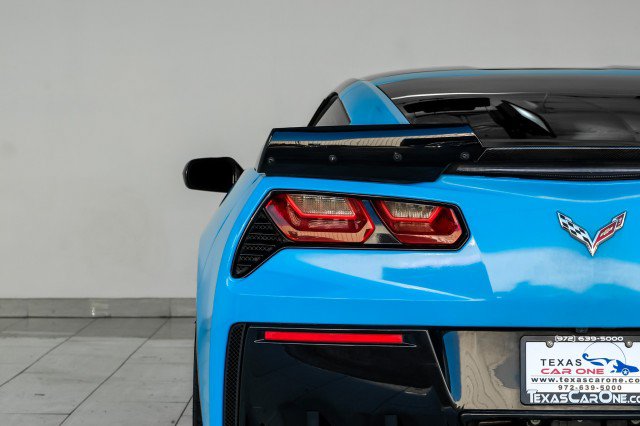 Used 2016 Chevrolet Corvette Stingray Coupe RWD image 35