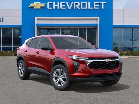 New 2026 Chevrolet Trax LS FWD image 7