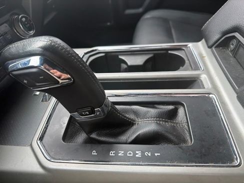 Used 2015 Ford F150 Lariat w/ Equipment Group 501A Mid AWD/4WD image 46