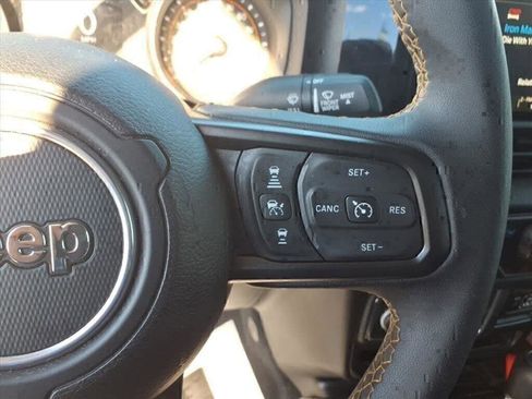 Used 2024 Jeep Wrangler Sport S image 16