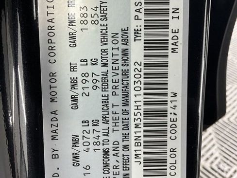 Used 2017 MAZDA MAZDA3 Grand Touring image 33