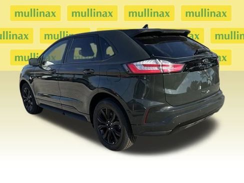 New 2024 Ford Edge SE w/ Black Appearance Package image 4