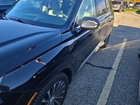 Used 2023 Hyundai Palisade Calligraphy image 2