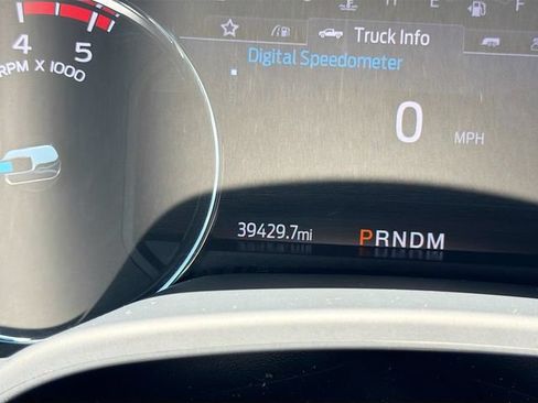 Used 2022 Ford F250 Platinum w/ FX4 Off-Road Package AWD/4WD image 13