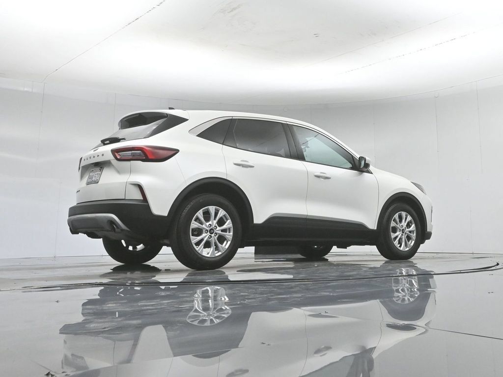 Used 2023 Ford Escape Active w/ Tech Pack #2 FWD image 51