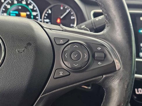 Used 2019 Buick LaCrosse Avenir w/ Driver Confidence Package II image 28