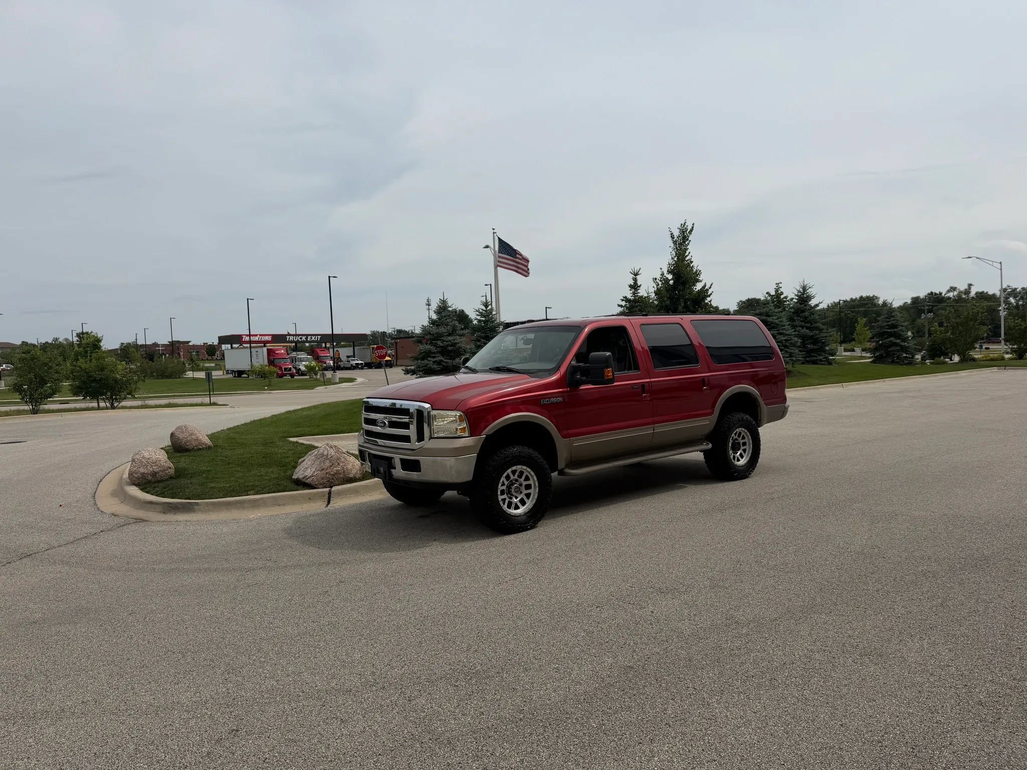 Used 2003 Ford Excursion Eddie Bauer AWD/4WD image 2