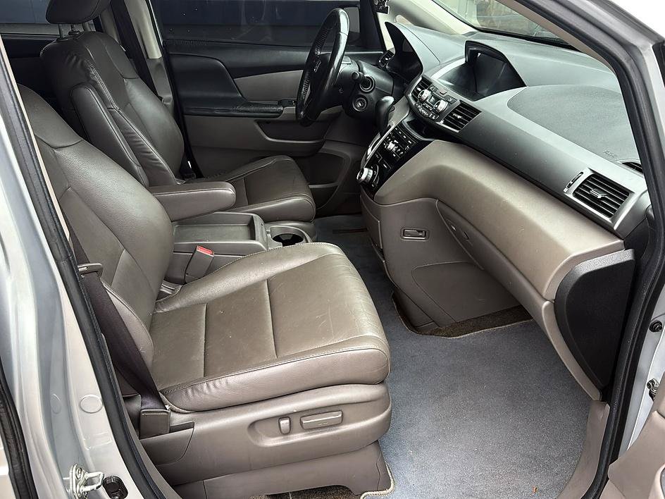 Used 2013 Honda Odyssey EX-L image 36