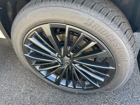 New 2026 Lexus RX 450h AWD image 21