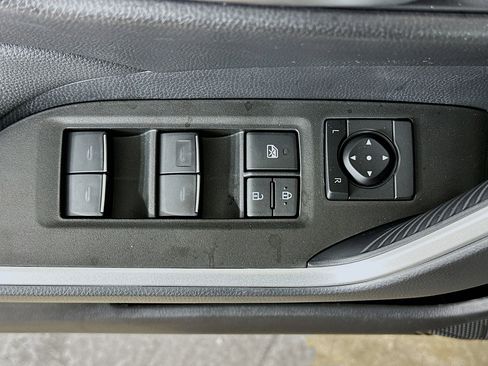 Used 2025 Toyota RAV4 XLE w/ Convenience Package image 15