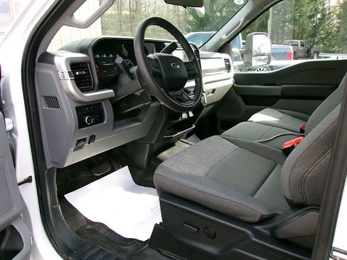 Used 2024 Ford F450 XLT w/ XLT Value Package AWD/4WD image 19