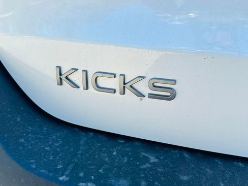 New 2026 Nissan Kicks SR image 10
