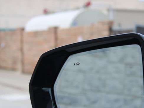 Used 2024 Cadillac Escalade ESV Sport Platinum w/ Heavy-Duty Trailer Package image 28