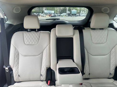 Used 2024 Ford Edge Titanium w/ Equipment Group 301A image 9