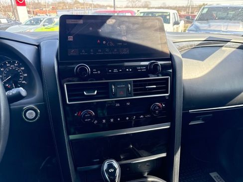 Used 2024 INFINITI QX80 Luxe image 19