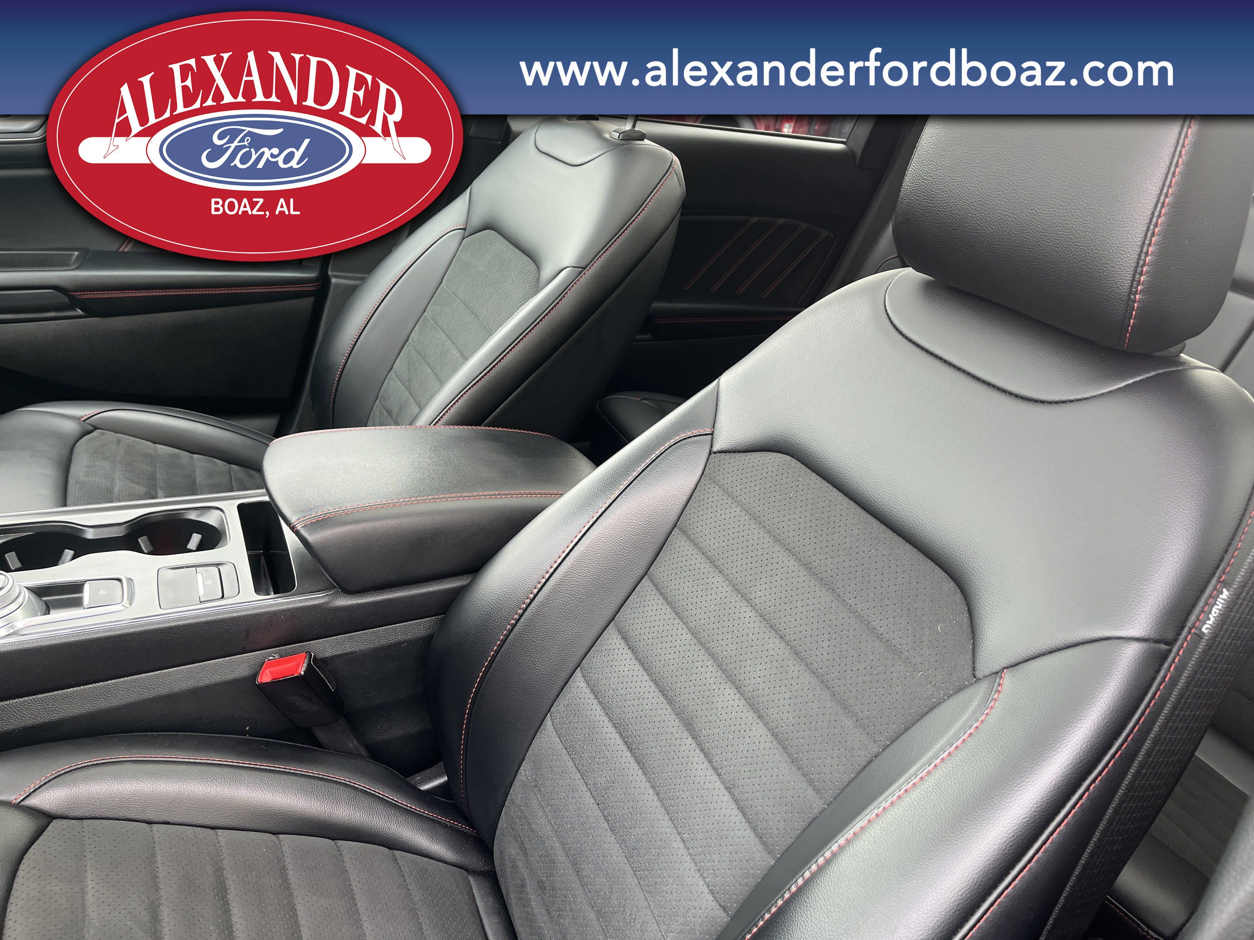 Used 2024 Ford Edge ST-Line AWD/4WD image 11