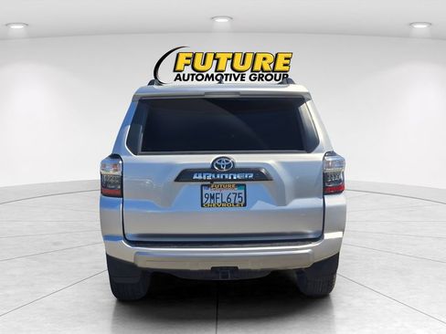 Used 2023 Toyota 4Runner TRD Off-Road Premium AWD/4WD image 5