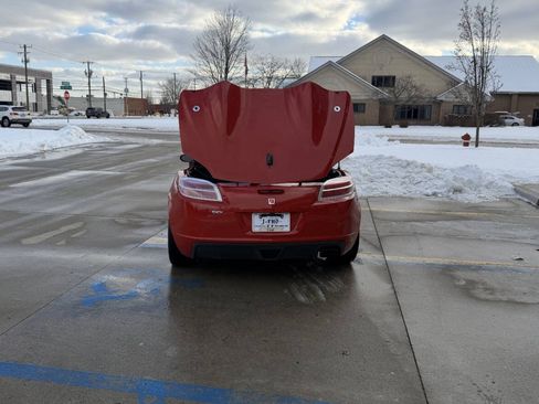 Used 2009 Saturn Sky w/ Premium Trim Package image 14