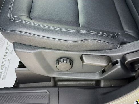 New 2026 Ford Bronco Badlands image 19