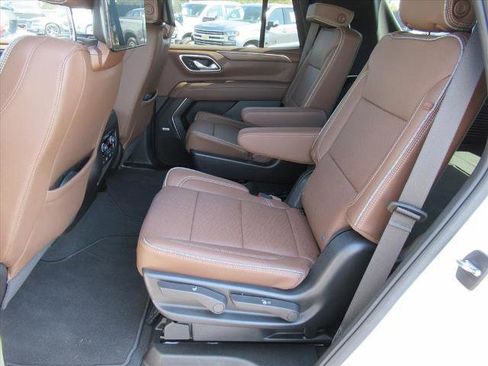 Certified 2024 Chevrolet Tahoe High Country w/ Advanced Technology Package image 37