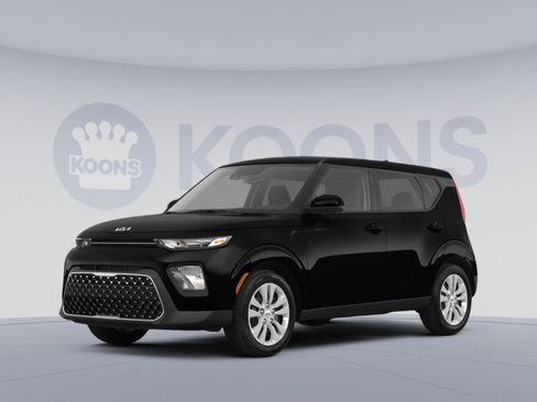 Used 2022 Kia Soul LX image 1