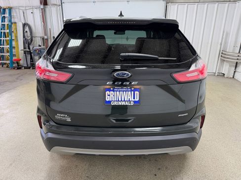 Certified 2022 Ford Edge SEL w/ Convenience Package AWD/4WD image 28