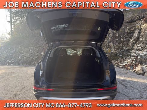 Used 2022 Lincoln Corsair AWD w/ Premium Package image 10