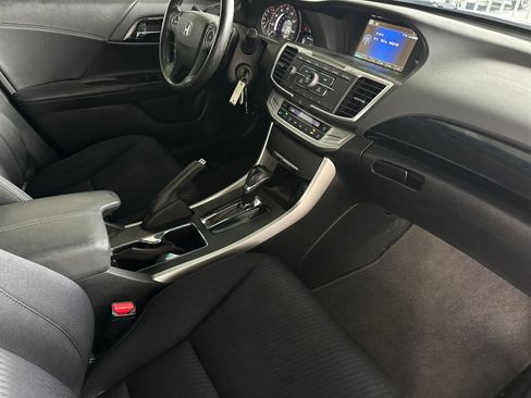 Used 2013 Honda Accord Sport image 14