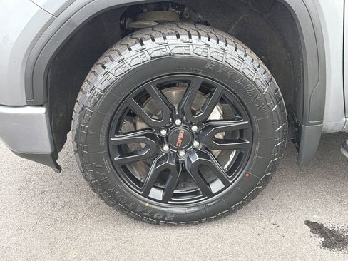 Used 2020 GMC Sierra 1500 Elevation w/ Elevation Value Package image 32