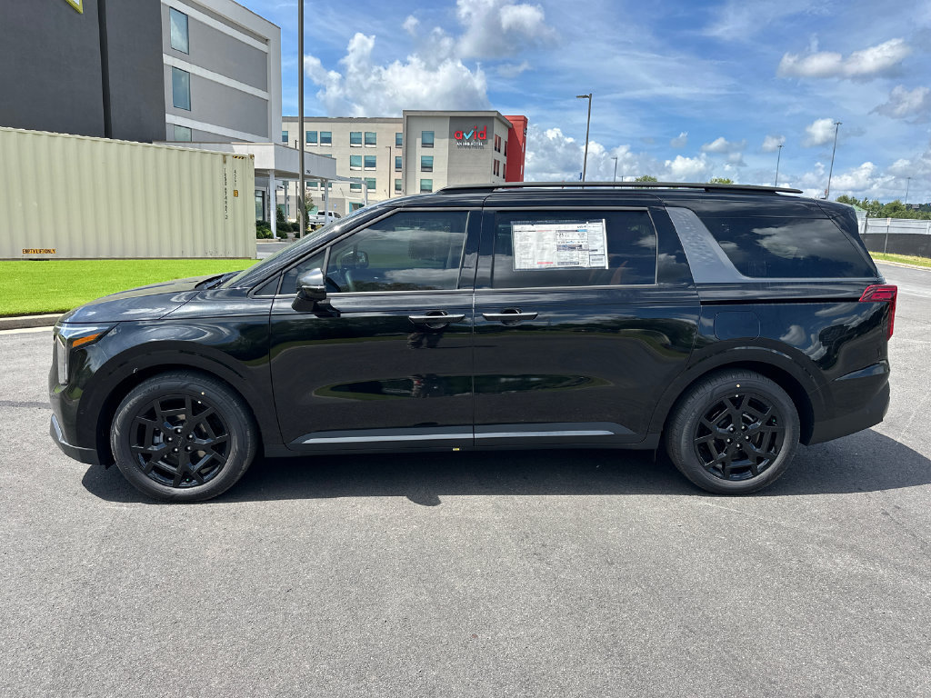 New 2027 Kia Carnival SX w/ Dark Edition Package FWD image 4