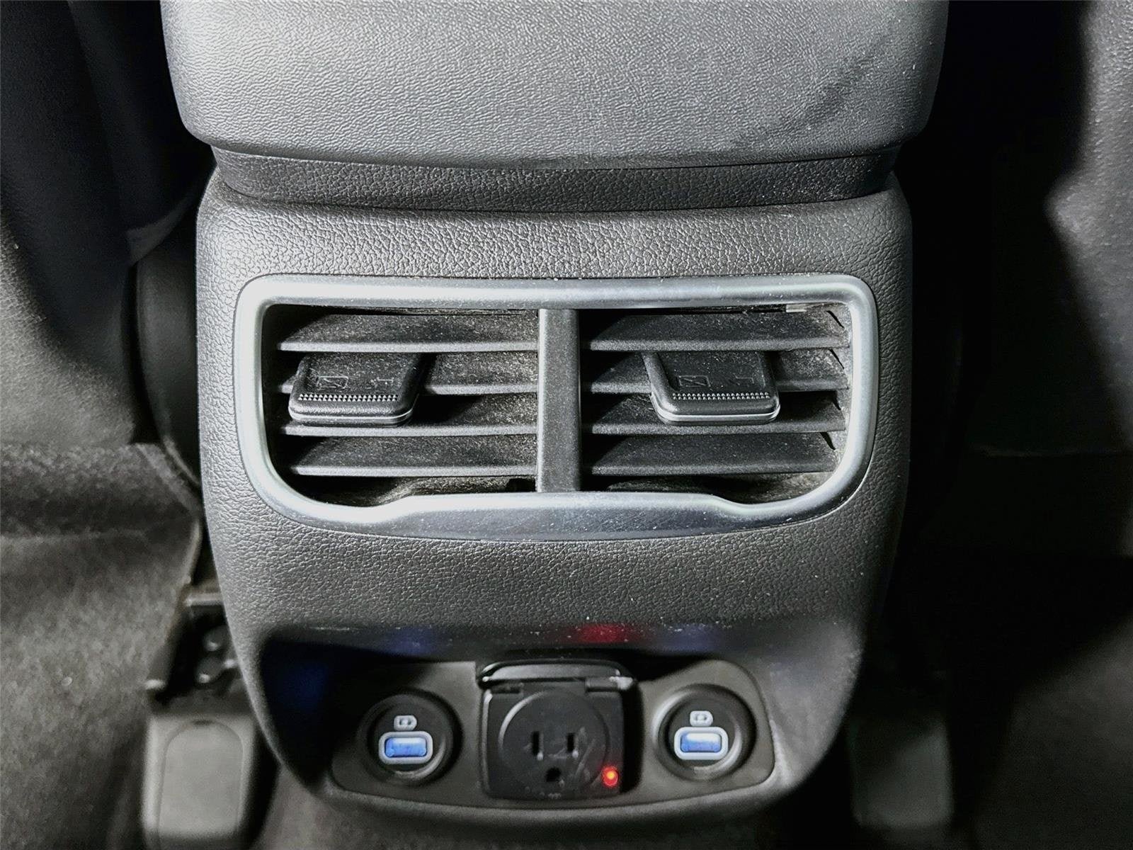 Used 2023 Hyundai Santa Fe Limited w/ Cargo Package AWD/4WD image 27