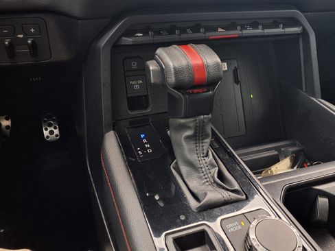 Used 2022 Toyota Tundra TRD Pro AWD/4WD image 19