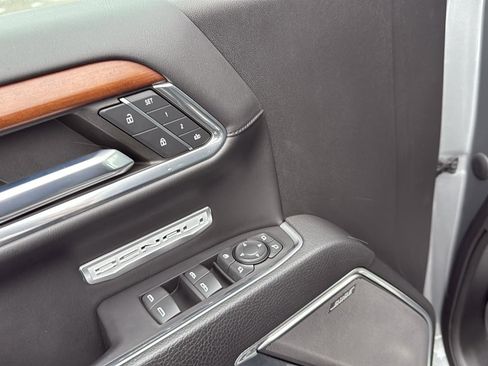 Used 2023 GMC Sierra 1500 Denali image 26