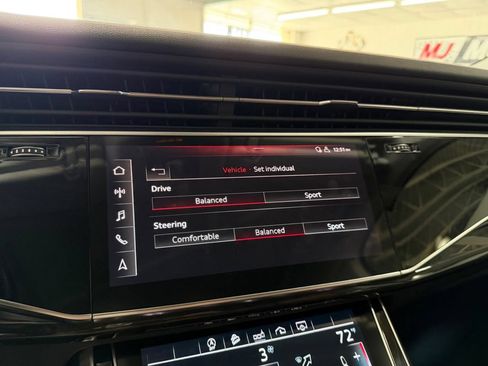 Used 2020 Audi Q7 3.0T Premium Plus w/ Premium Plus Package AWD/4WD image 23