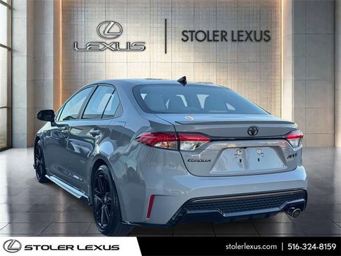 Used 2022 Toyota Corolla SE image 6