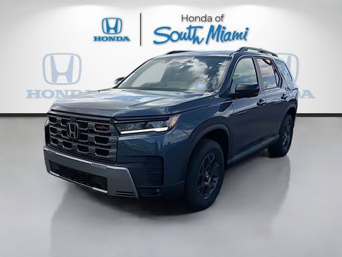 New 2026 Honda Pilot TrailSport image 3