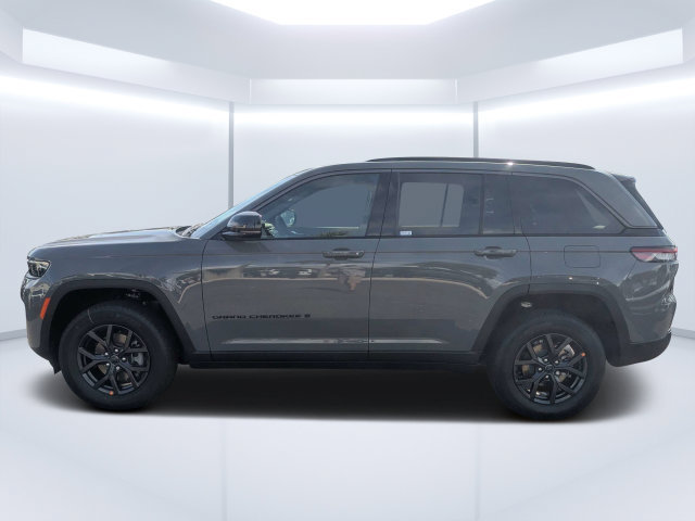 New 2027 Jeep Grand Cherokee Altitude AWD/4WD image 6