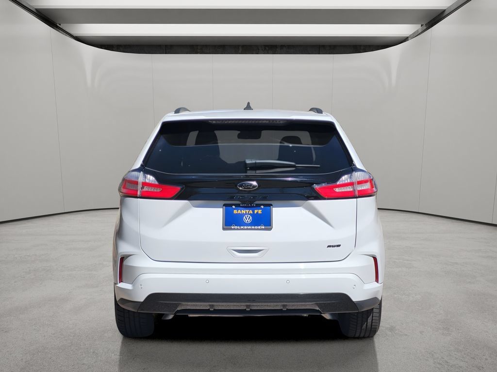 Used 2022 Ford Edge SE w/ Black Appearance Package AWD/4WD image 2
