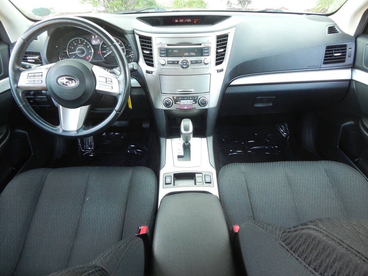Used 2011 Subaru Legacy 2.5i Premium w/ All-Weather Pkg AWD/4WD image 2