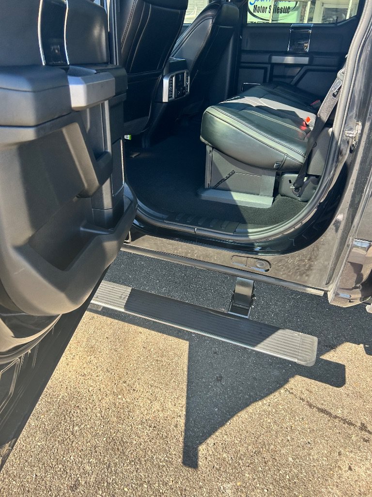 Used 2020 Ford F250 Platinum w/ FX4 Off-Road Package AWD/4WD image 8