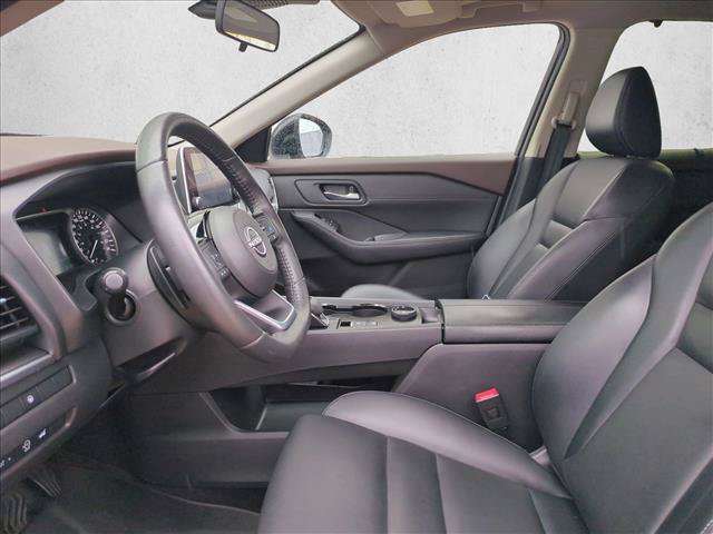 Used 2023 Nissan Rogue SV AWD/4WD image 16